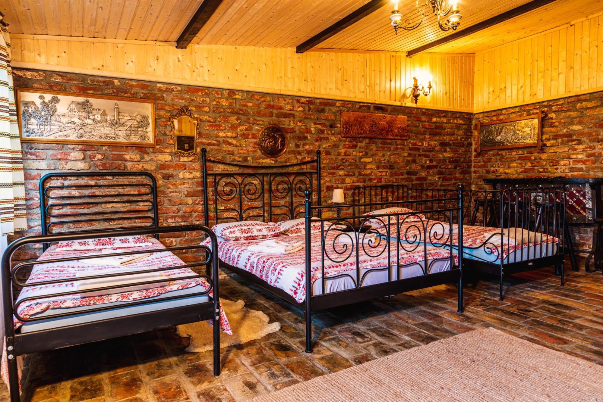 Отель Casa Soseco Оршова Экстерьер фото