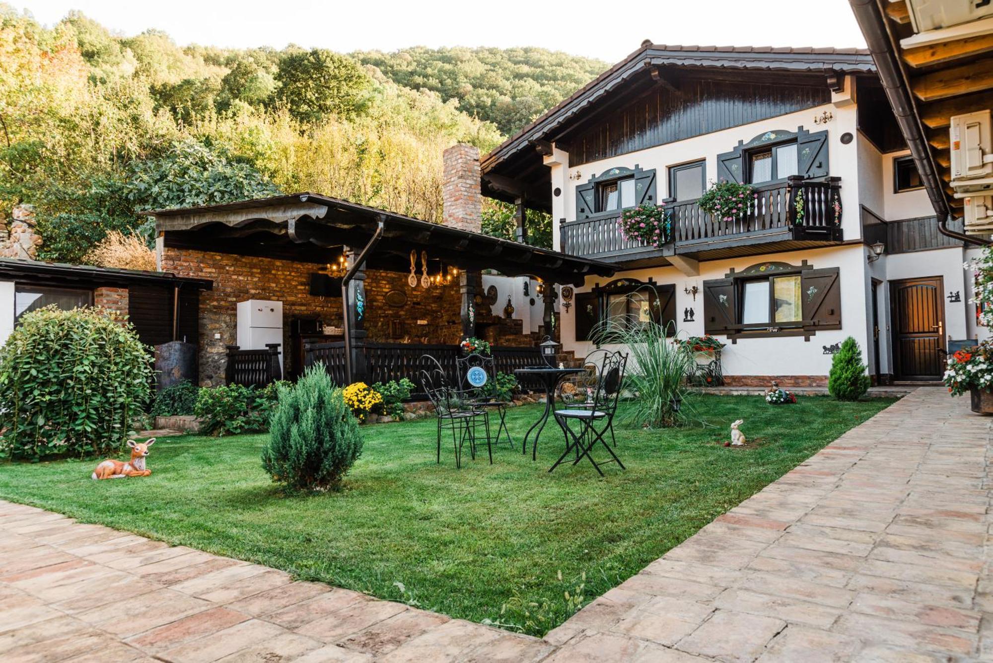 Отель Casa Soseco Оршова Экстерьер фото
