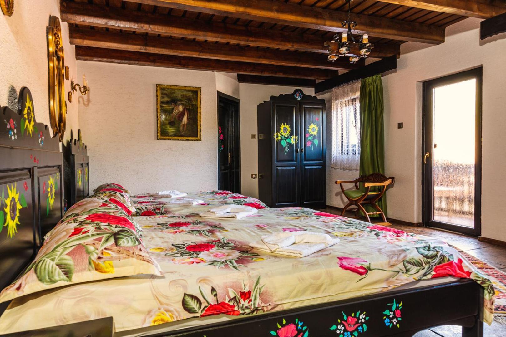 Отель Casa Soseco Оршова Экстерьер фото